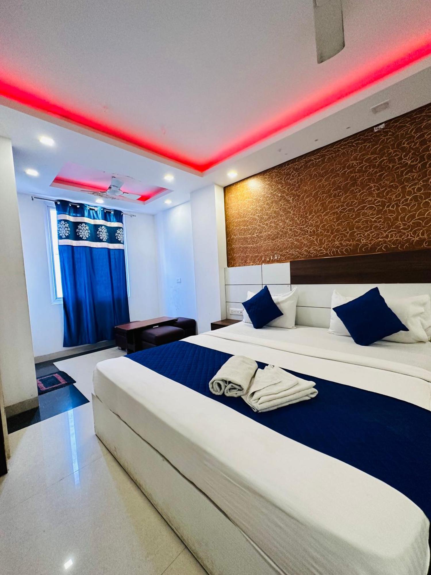 แอร์พอร์ต โฮเทล มายังค์ เรซิเดนซี Bed & Breakfast นิวเดลี ภายนอก รูปภาพ
