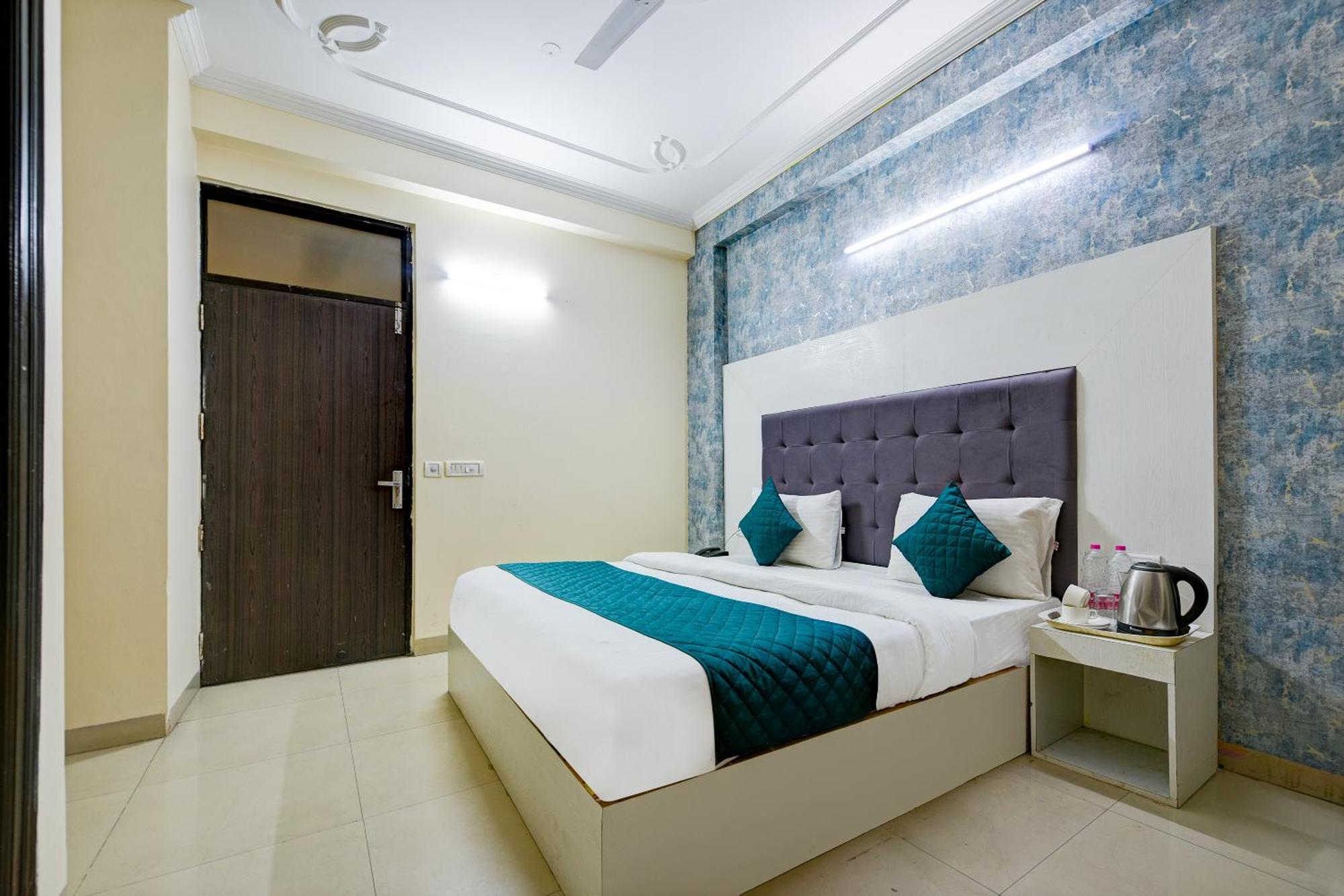 แอร์พอร์ต โฮเทล มายังค์ เรซิเดนซี Bed & Breakfast นิวเดลี ภายนอก รูปภาพ
