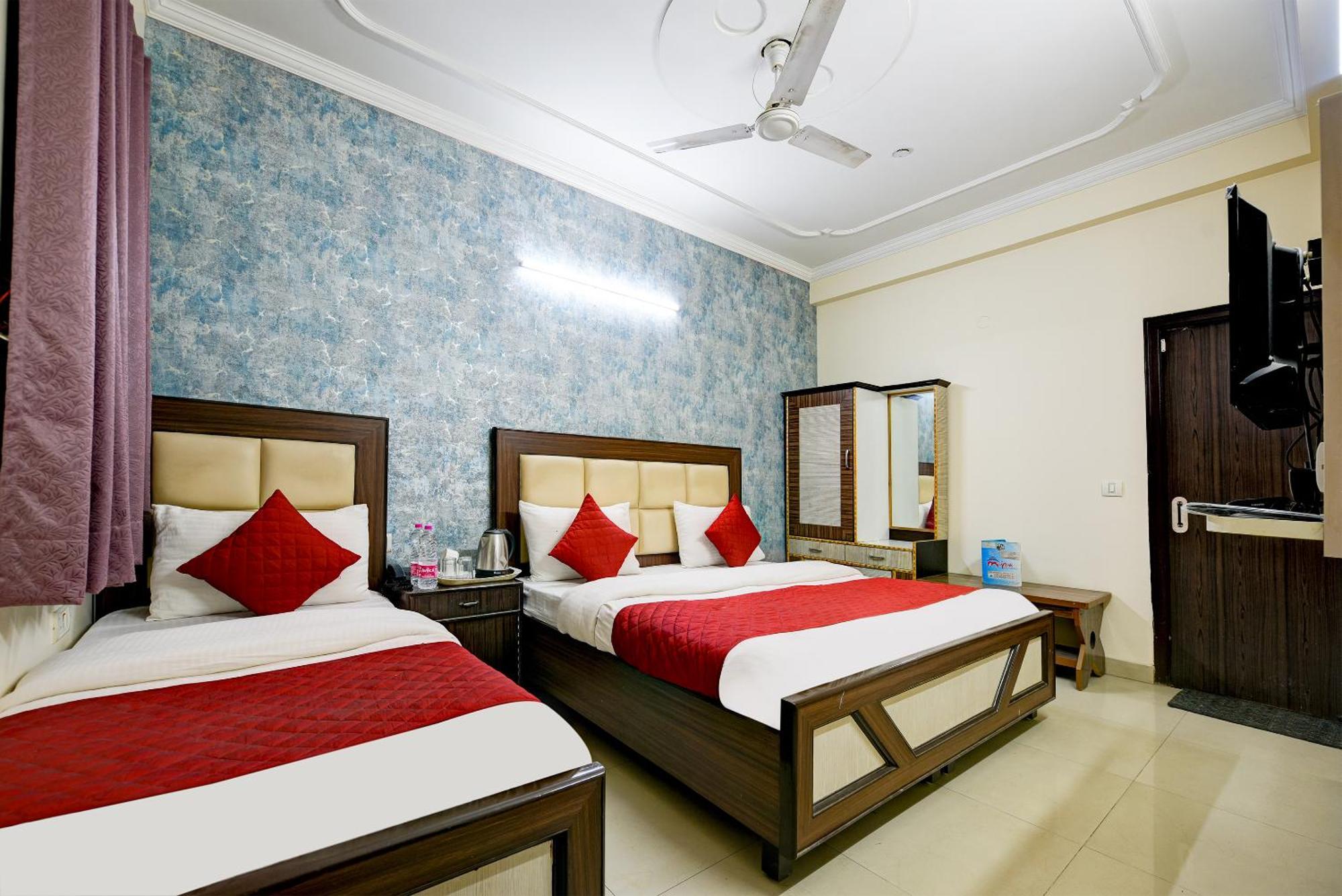 แอร์พอร์ต โฮเทล มายังค์ เรซิเดนซี Bed & Breakfast นิวเดลี ภายนอก รูปภาพ